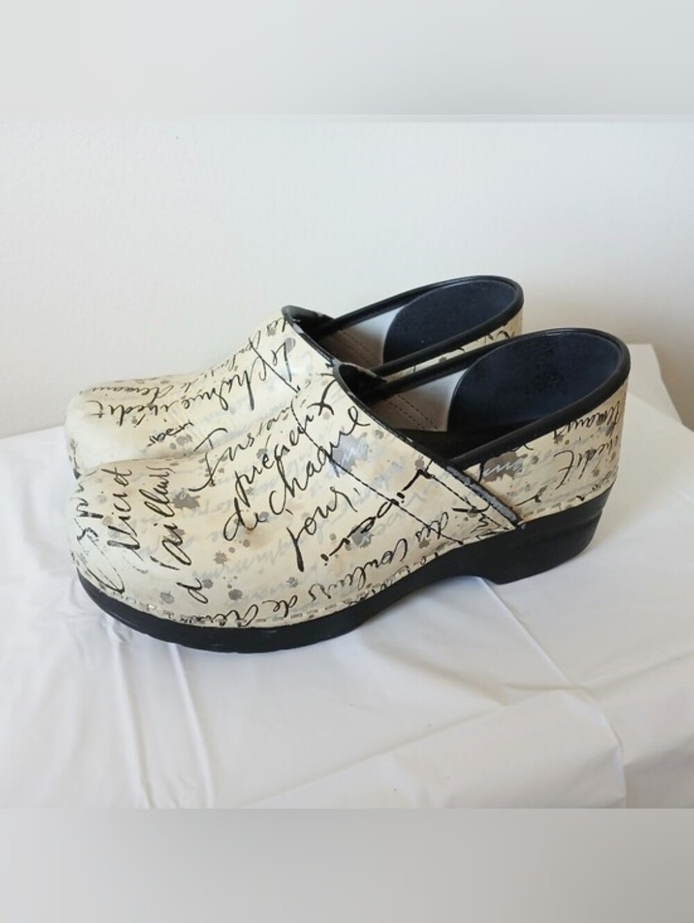 Dansko Professional French Script Clogs Size 40